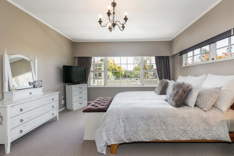 Photo of property in 18 Greenwood Road, Havelock North, 4130