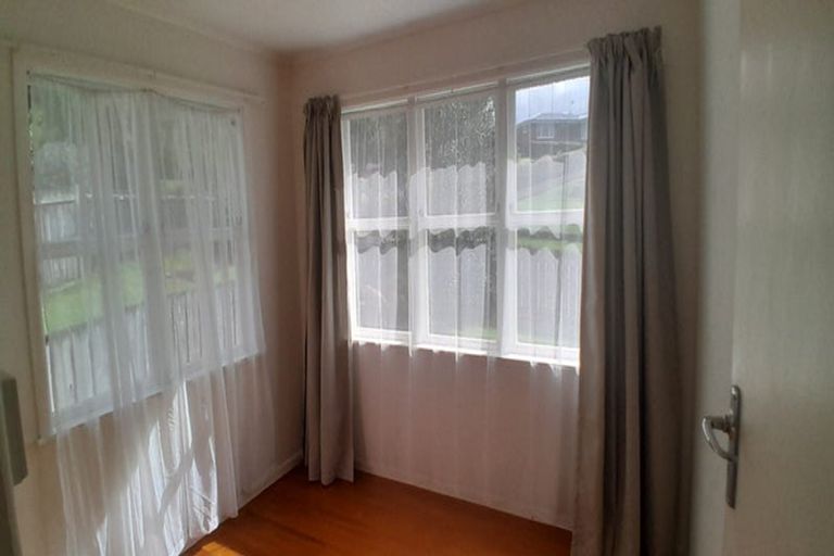 Photo of property in 16 Nandana Drive, Glen Eden, Auckland, 0602