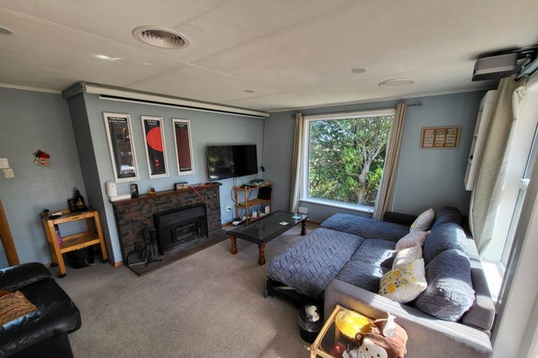Photo of property in 169 Conclusion Street, Ascot Park, Porirua, 5024