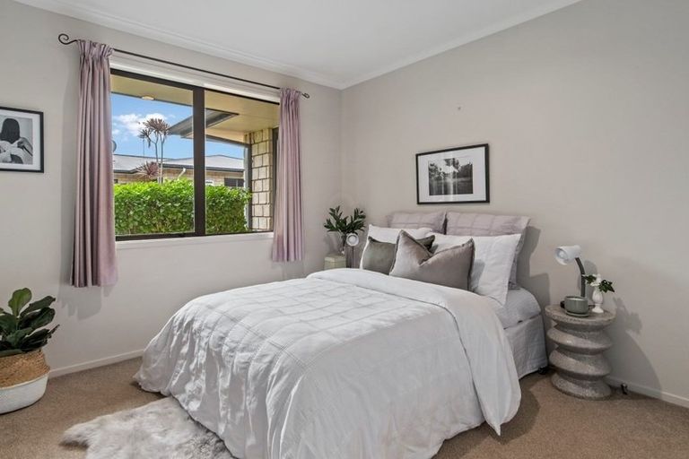 Photo of property in 8 Highlander Place, Welcome Bay, Tauranga, 3112