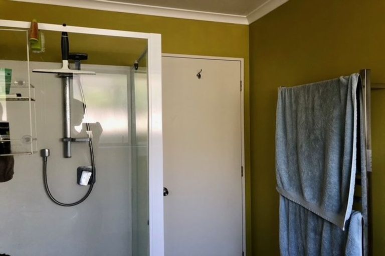 Photo of property in 22 Zefiro Drive, Massey, Auckland, 0614