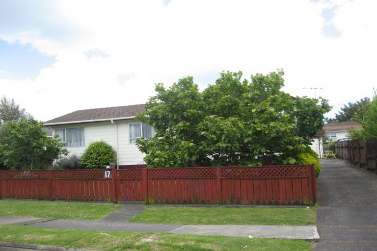 Photo of property in 17 Smedley Street, Manurewa, Auckland, 2102