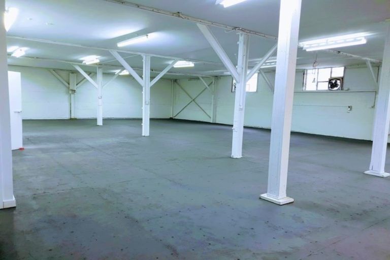 Photo of property in 25a Great South Road, Papakura, 2110