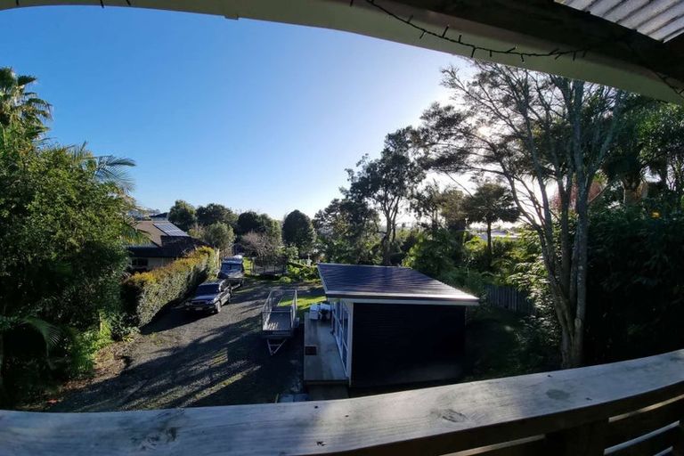Photo of property in 20a Clayburn Road, Glen Eden, Auckland, 0602