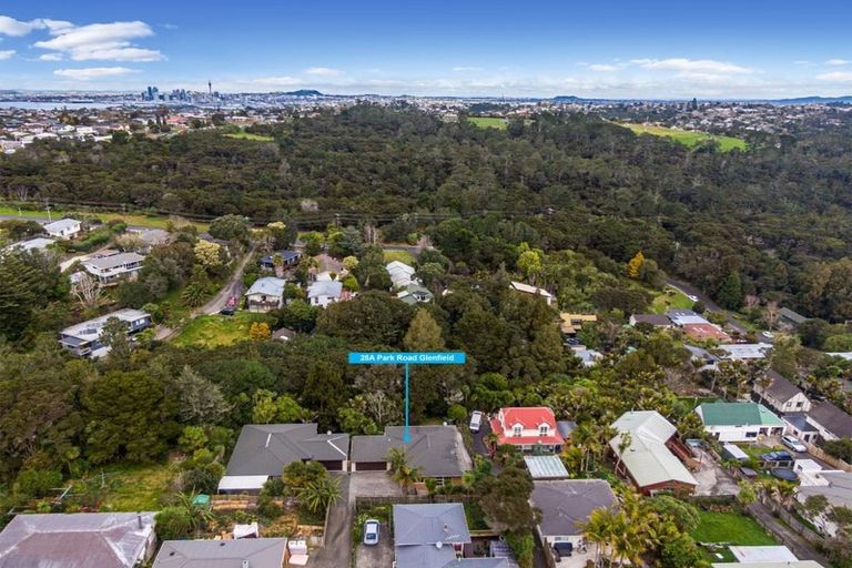 Photo of property in 28a Park Road, Glenfield, Auckland, 0629
