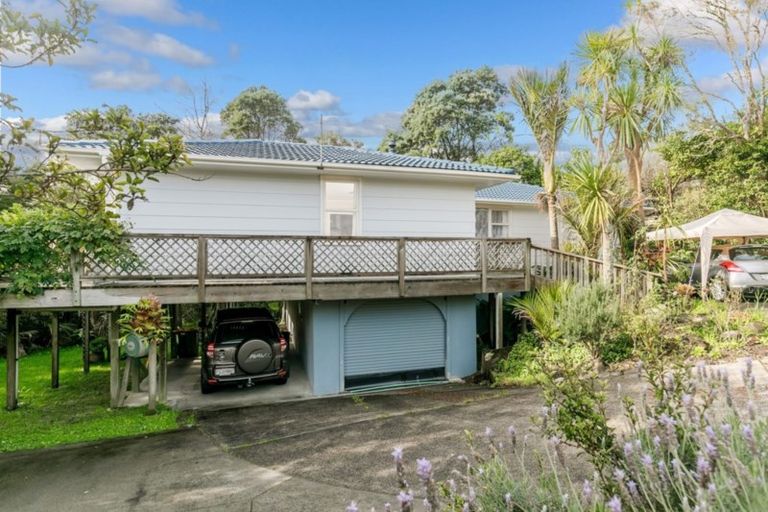 Photo of property in 42 Infidel Place, Torbay, Auckland, 0630