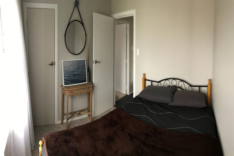 Photo of property in 20 Apollo Parade, Milson, Palmerston North, 4414