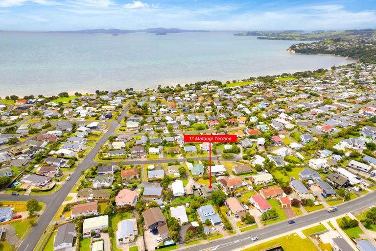Photo of property in 17 Matangi Terrace, Snells Beach, 0920