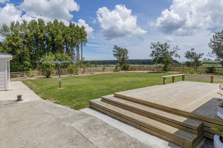 Photo of property in 335 Kawiu Road, Levin, 5510