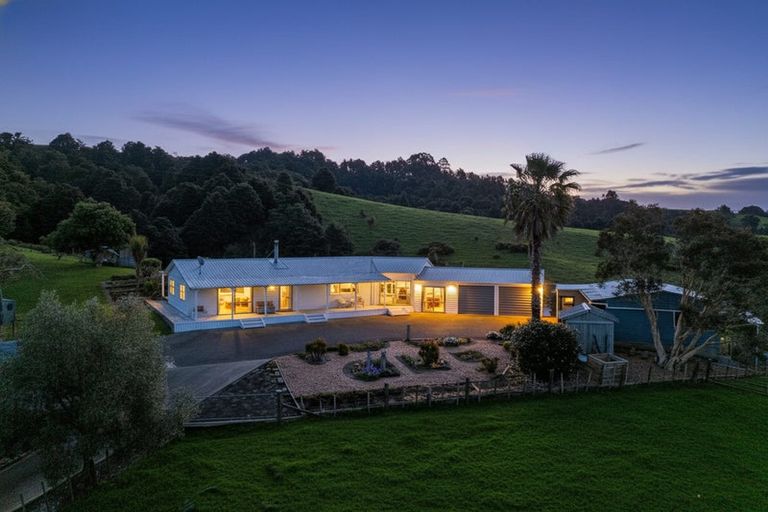 Photo of property in 269 Tomarata Valley Road, Wellsford, 0974
