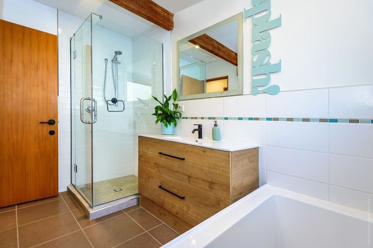 Photo of property in 66 Muir Avenue, Halswell, Christchurch, 8025