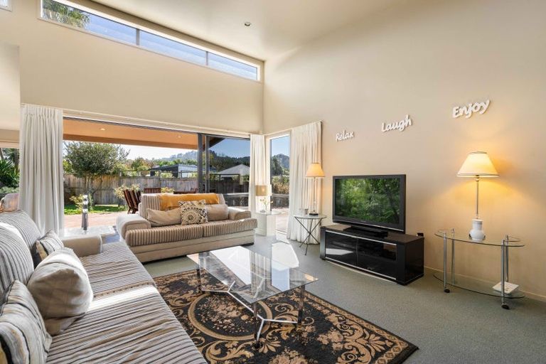 Photo of property in 10 Willow Grove, Tairua, 3508