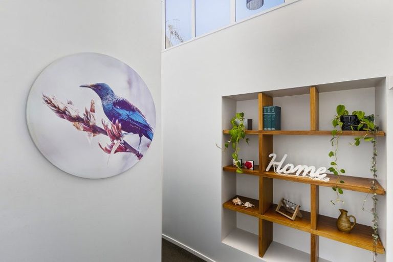 Photo of property in 2 Cypress Grove, Paraparaumu, 5032