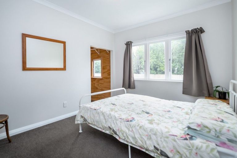 Photo of property in 1 Hayward Street, Featherston, 5710