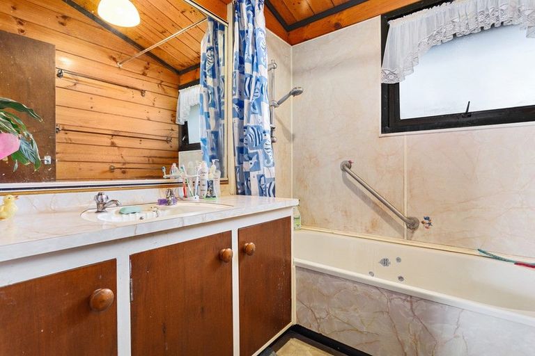 Photo of property in 72 Valley Road, Kawerau, 3127