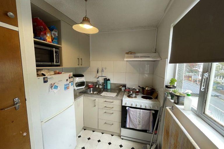 Photo of property in Adelphi Apartments, 183 The Terrace, Wellington Central, Wellington, 6011