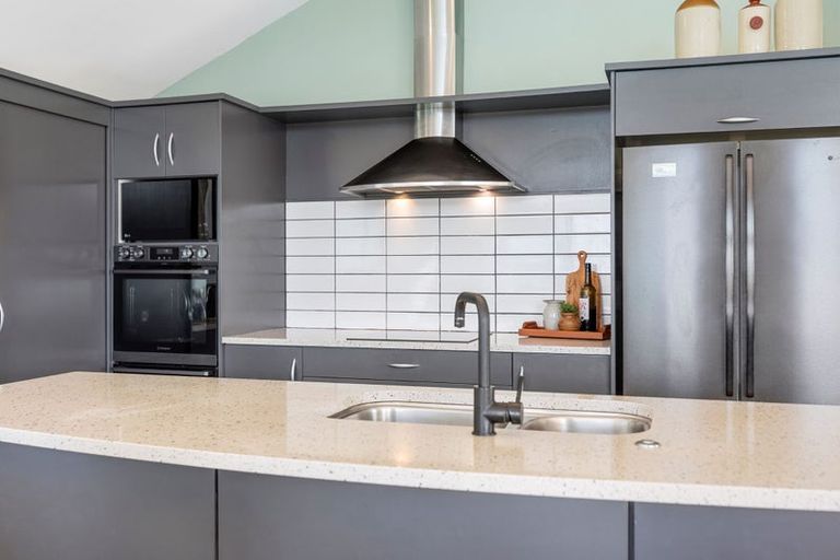 Photo of property in 918b Papamoa Beach Road, Papamoa Beach, Papamoa, 3118