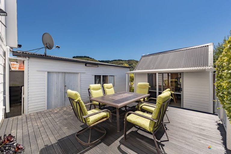 Photo of property in 2/21 Amber Grove, Birchville, Upper Hutt, 5018