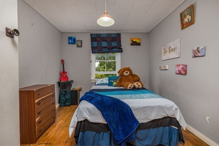 Photo of property in 111 Yorke Road, Haruru, 0204