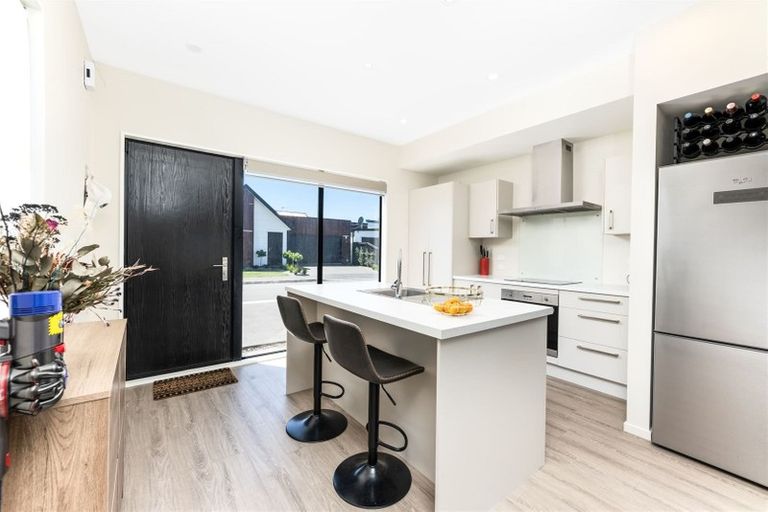 Photo of property in 7 Lazarus Lane, Halswell, Christchurch, 8025