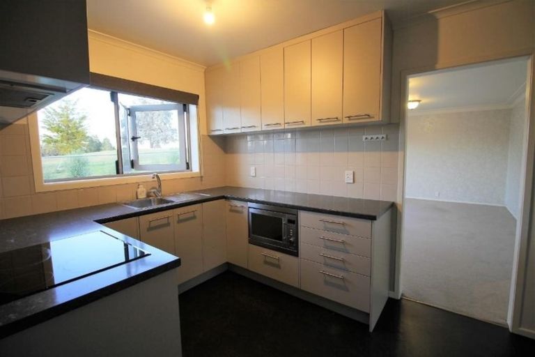 Photo of property in 1/11 Troon Place, Papatoetoe, Auckland, 2025