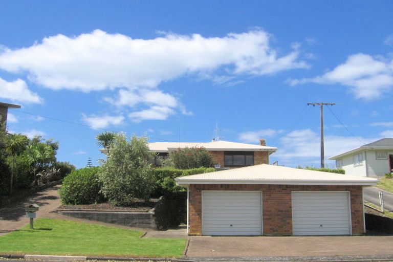 Photo of property in 87 Dillon Street, Waihi Beach, 3611