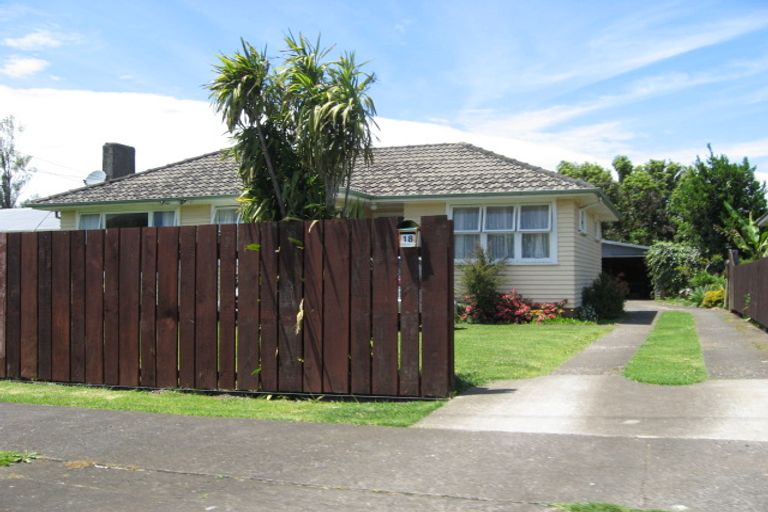 Photo of property in 18 Toatoa Place, Mangere Bridge, Auckland, 2022