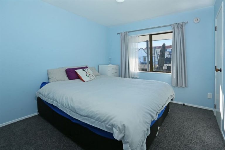 Photo of property in 4/18 Evans Road, Glen Eden, Auckland, 0602