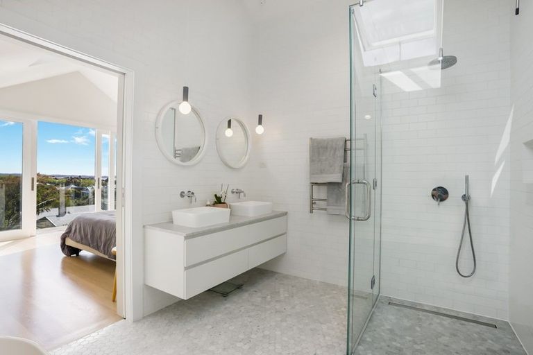 Photo of property in 19 Millais Street, Grey Lynn, Auckland, 1021