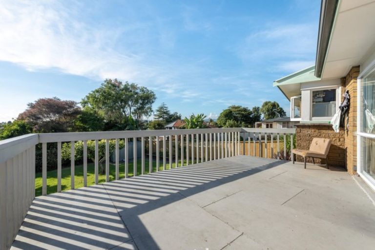 Photo of property in 1 Fern Way, Brookfield, Tauranga, 3110
