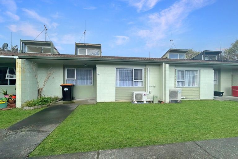 Photo of property in 19c Churchill Avenue, Hokowhitu, Palmerston North, 4410