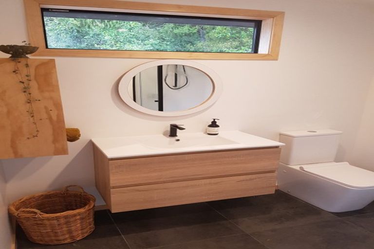 Photo of property in 48 Awarua Road, Otatara, Invercargill, 9879