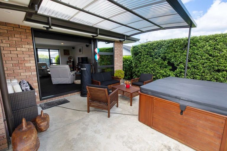 Photo of property in 55 Rodeo Drive, Kelvin Grove, Palmerston North, 4414