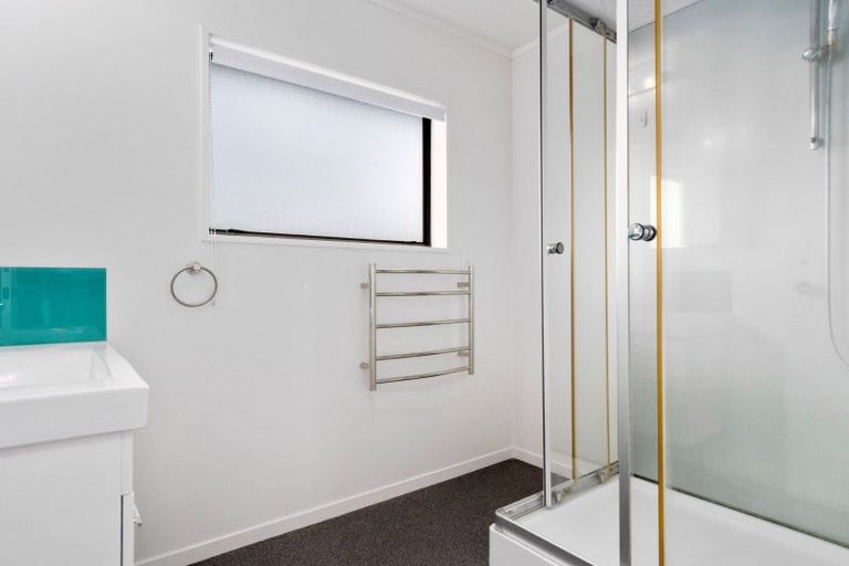 Photo of property in 4 Pemberton Crescent, Greerton, Tauranga, 3112