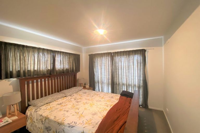 Photo of property in 179 Hobsonville Road, Hobsonville, Auckland, 0618