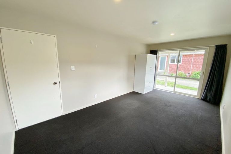 Photo of property in 9 Gladson Avenue, Sockburn, Christchurch, 8042