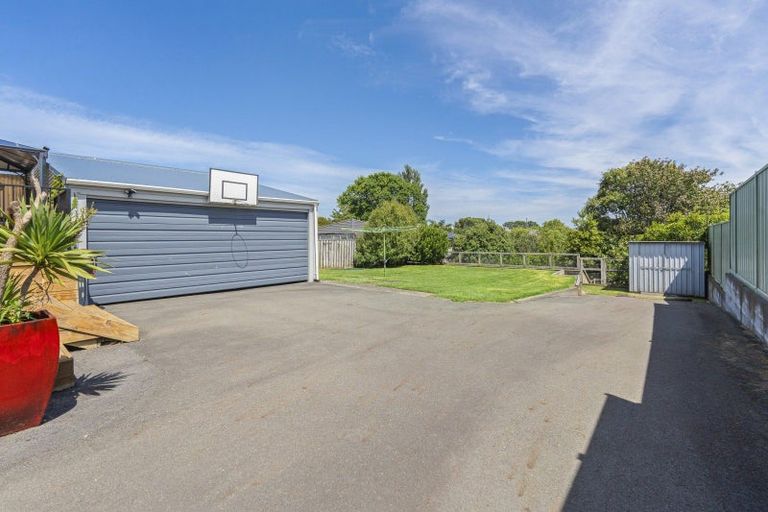 Photo of property in 17 Tainui Street, Welbourn, New Plymouth, 4312