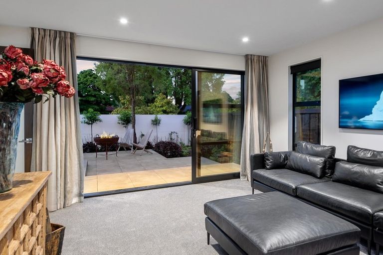 Photo of property in 20 Wai-iti Terrace, Burnside, Christchurch, 8053