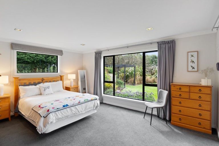 Photo of property in 40 Matua Grove, Otatara, Invercargill, 9879