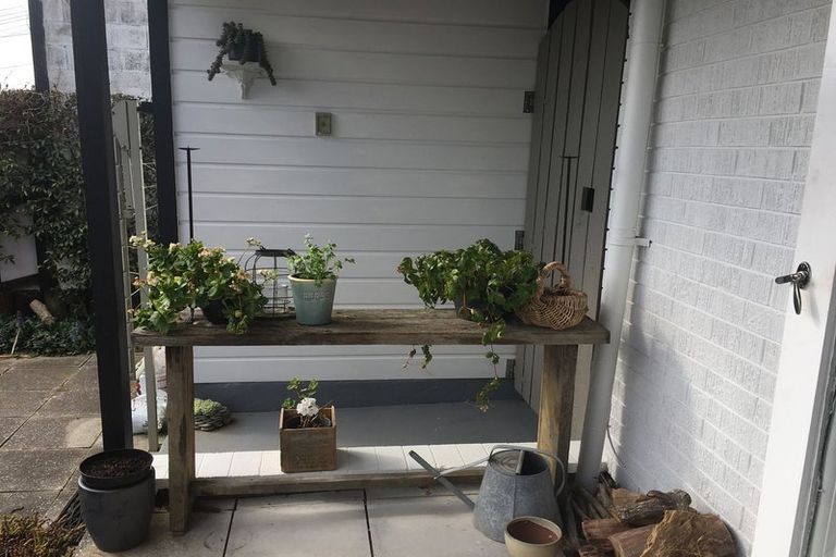 Photo of property in 2/36 Koromiko Street, New Lynn, Auckland, 0600