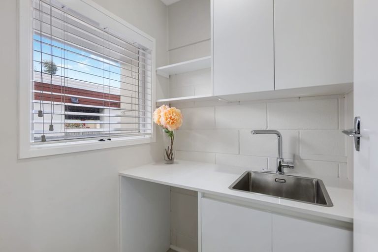 Photo of property in 4/55 Cook Street, Howick, Auckland, 2014