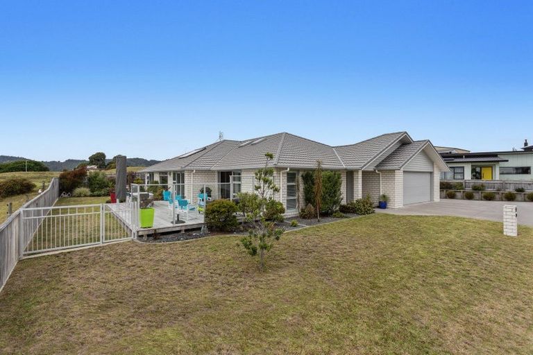 Photo of property in 12 Acacia Avenue, Coastlands, Whakatane, 3120