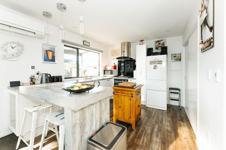 Photo of property in 6/4963 Waimate Highway, Glenavy, Waimate, 7980