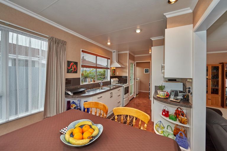 Photo of property in 55 Acacia Street, Kelvin Grove, Palmerston North, 4414