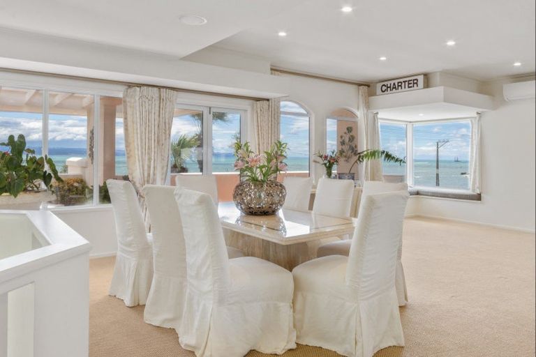 Photo of property in 14 Charles Street, Westshore, Napier, 4110