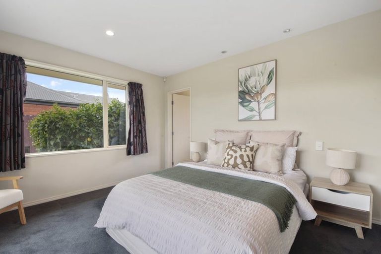 Photo of property in 5 Harrys Way, Redwood, Christchurch, 8051