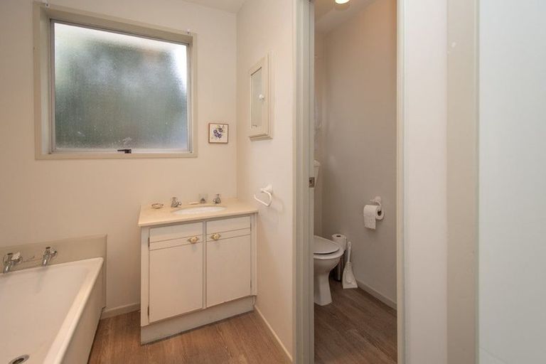 Photo of property in 2/66 Waratah Street, Avondale, Christchurch, 8061