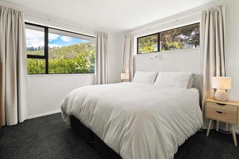 Photo of property in 46 Adderley Terrace, Ravensbourne, Dunedin, 9022