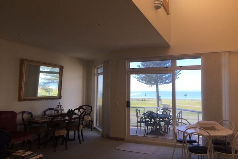 Photo of property in 429 Marine Parade, Napier South, Napier, 4110