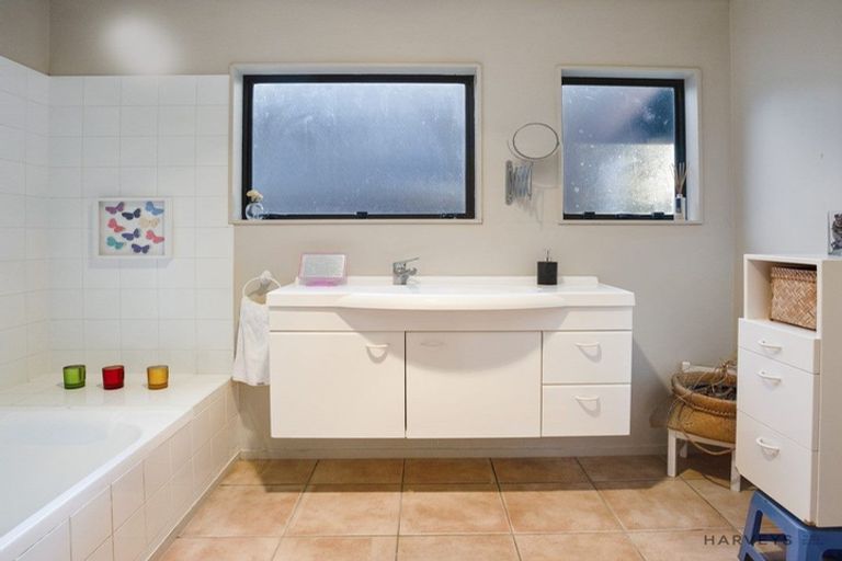 Photo of property in 5/28 Ambler Avenue, Glen Eden, Auckland, 0602